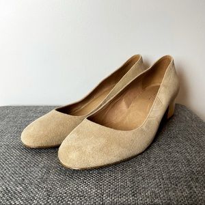 Madewell Ella Nude Suede Block Heel Pumps